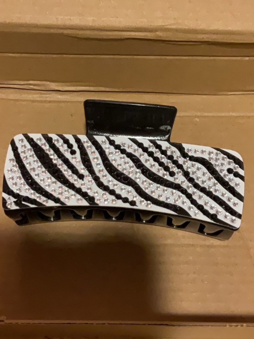Diamond Art Leopard & Zebra Print Hair Claw Clip - Sealed - Picture 3 of 5